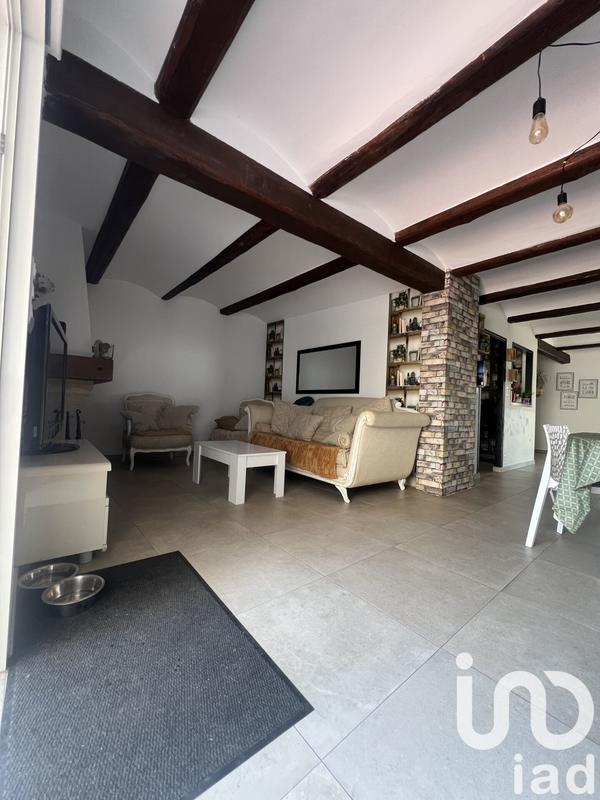 Maison - 260 m² - 9 pièces