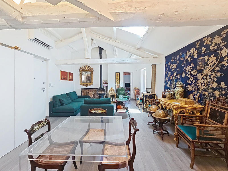 Appartement - 72 m² - 2 pièces