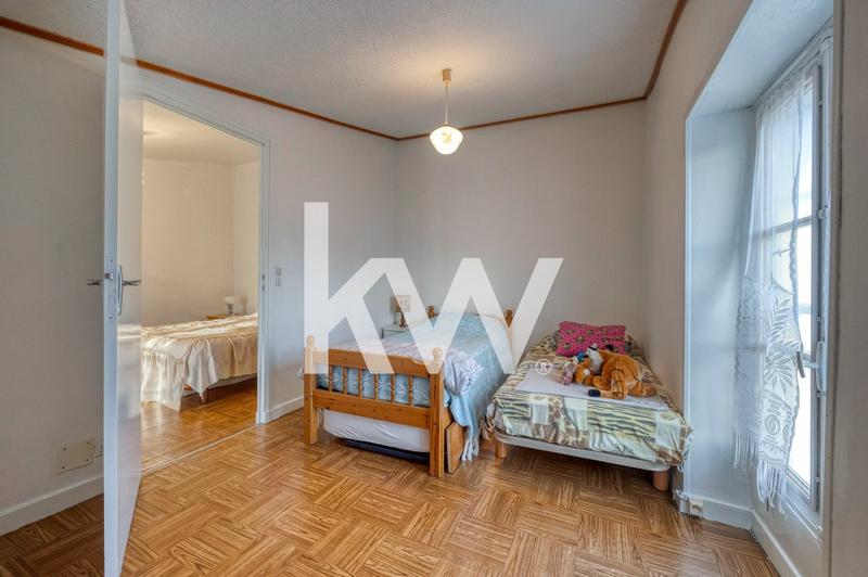 Maison ancienne - 177 m² - 7 pièces