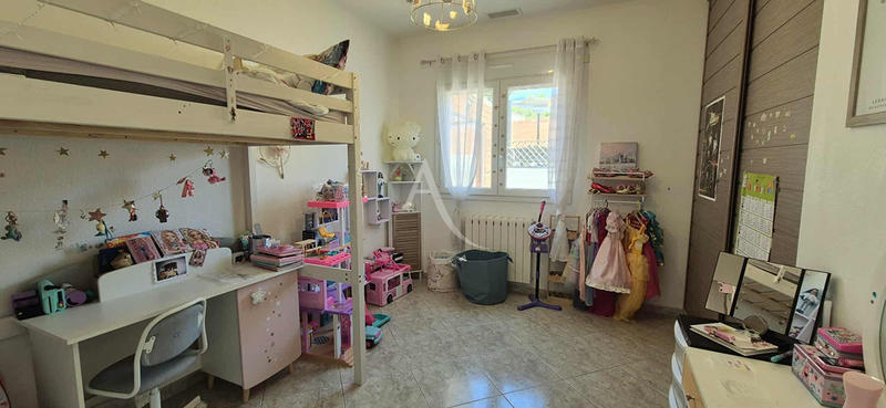 Maison - 170 m² - 6 pièces