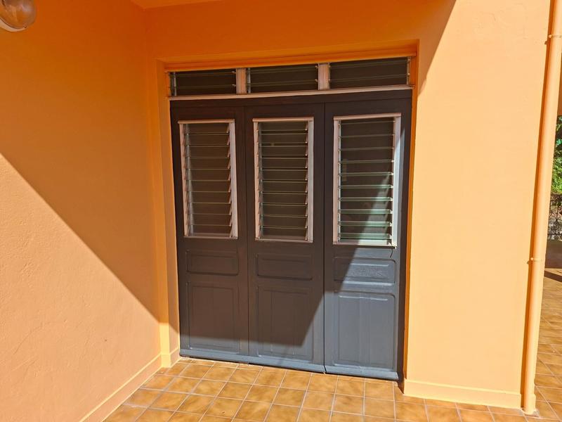 Maison - 180 m² - 8 pièces