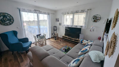 Maison - 95 m² - 5 pièces