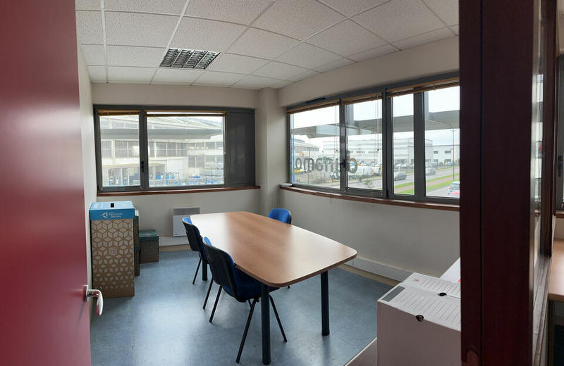 Bureau - 130 m²