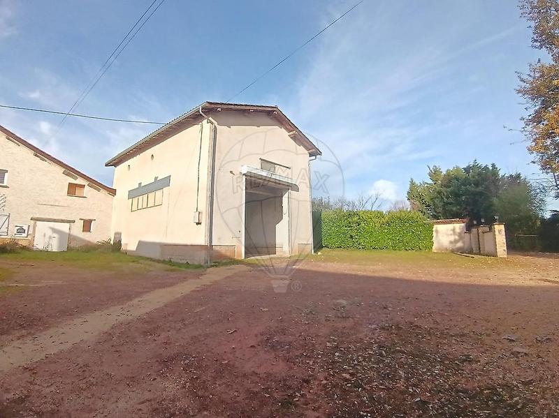 Maison - 170 m² - 2 pièces