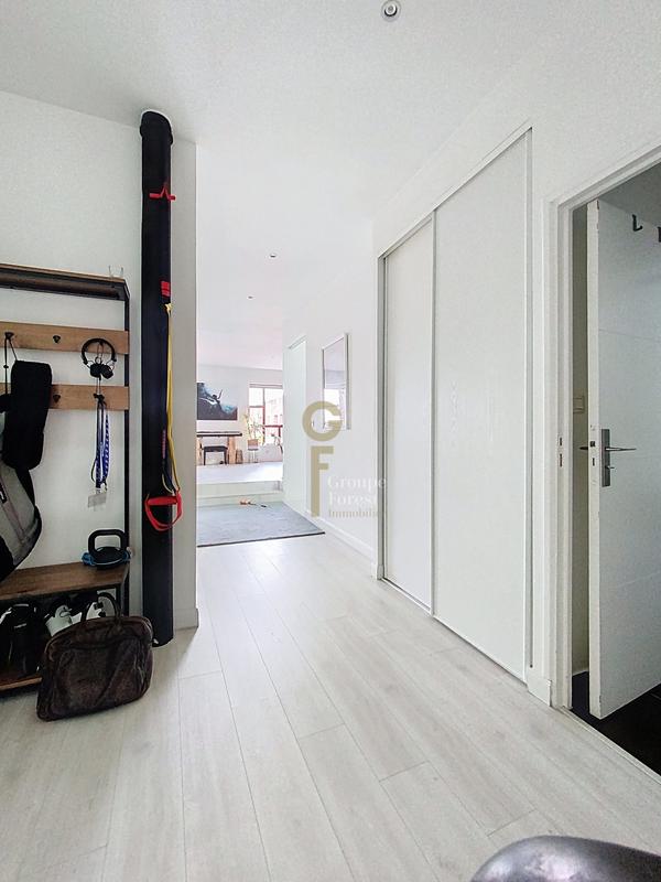 Loft - 82 m² - 3 pièces