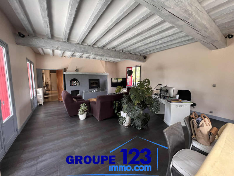 Maison - 160 m² - 6 pièces