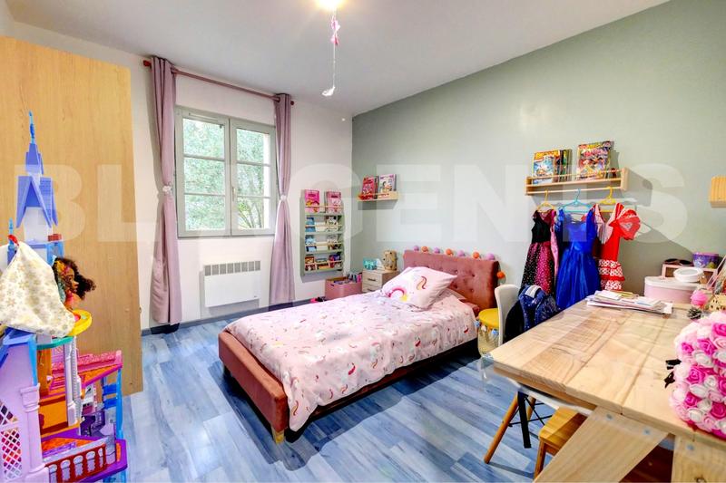 Maison traditionnelle - 115 m² - 6 pièces