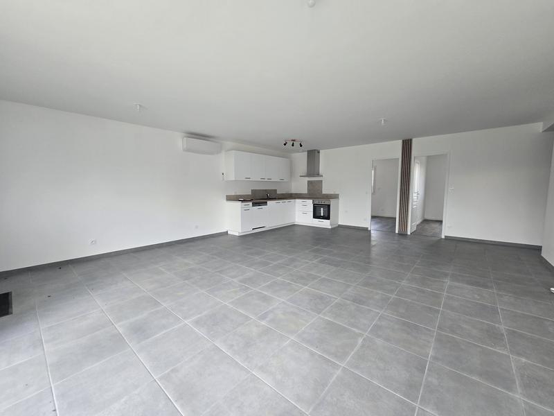 Maison - 95 m² - 5 pièces