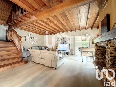 Maison - 300 m² - 8 pièces