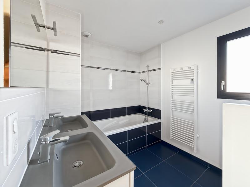 Maison - 92 m² - 4 pièces