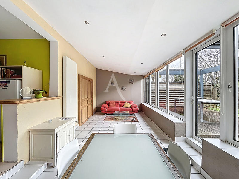 Maison - 110 m² - 5 pièces