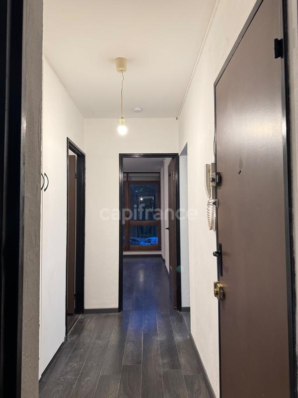 Appartement - 72 m² - 4 pièces