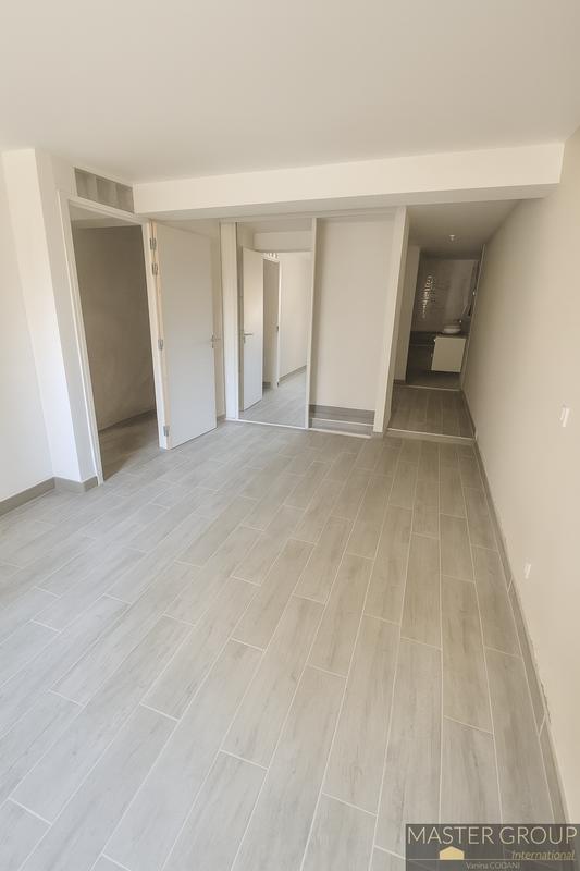 Appartement - 120 m² - 4 pièces