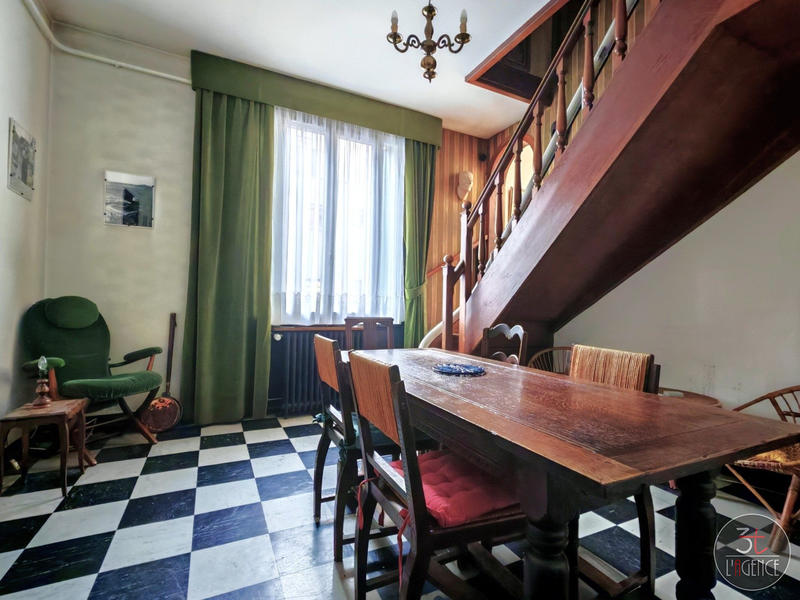 Maison ancienne - 142 m² - 8 pièces