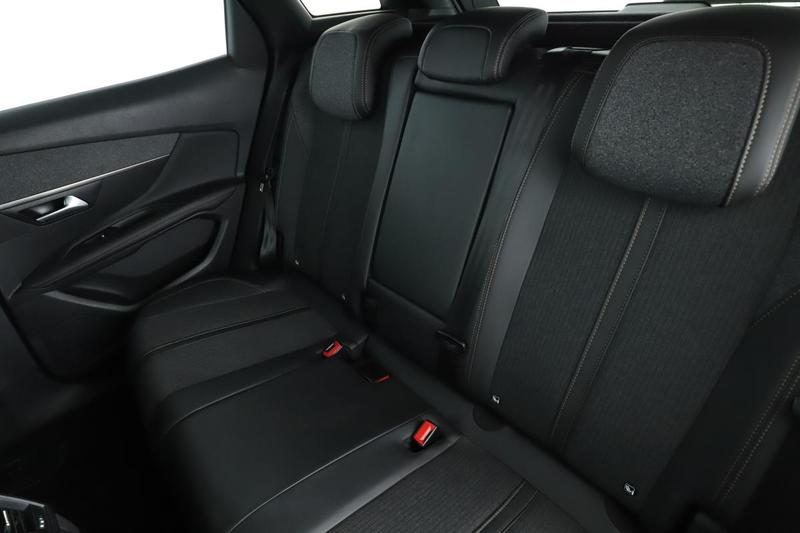 Peugeot 3008 1.6 Blue-HDi Gt Line Eat6 120 ch