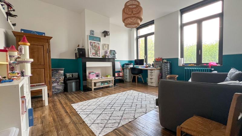 Maison - 270 m² - 7 pièces