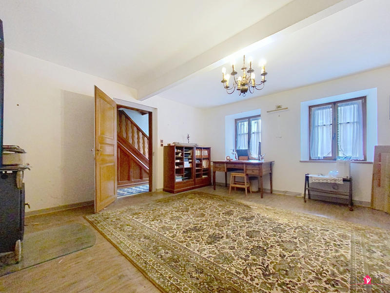 Maison - 102 m² - 4 pièces