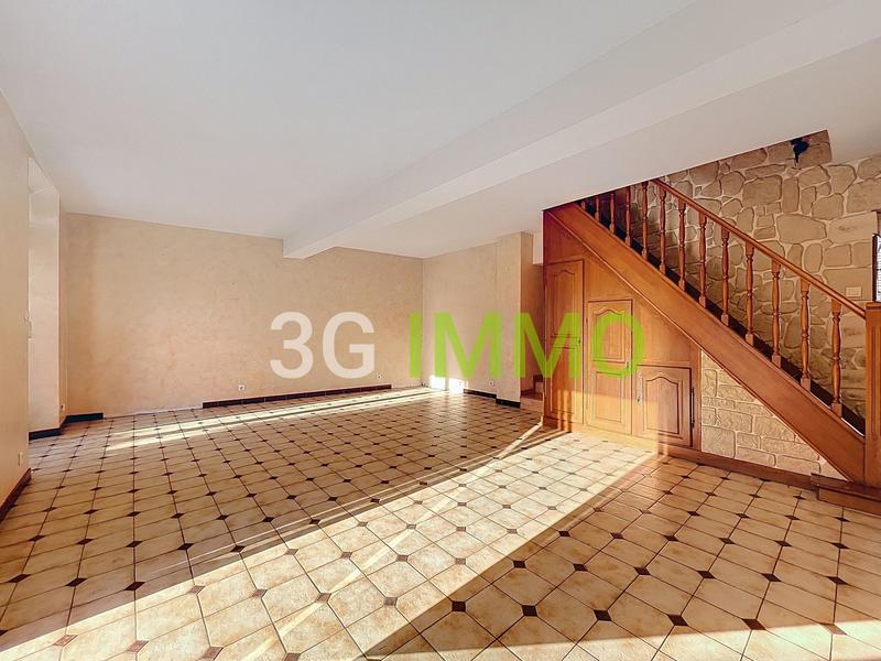 Maison - 146 m² - 6 pièces