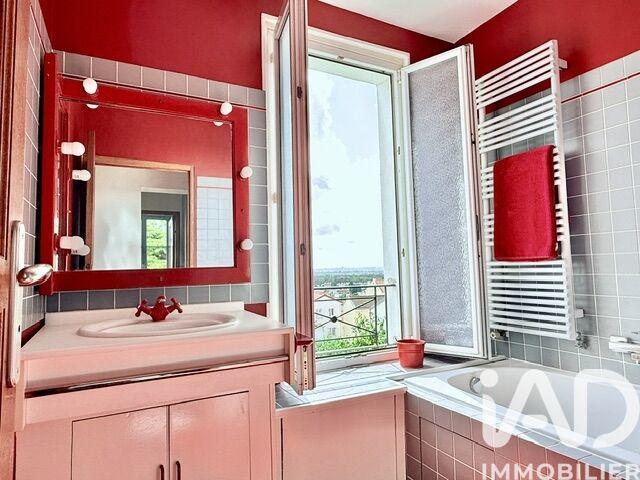 Maison - 183 m² - 6 pièces