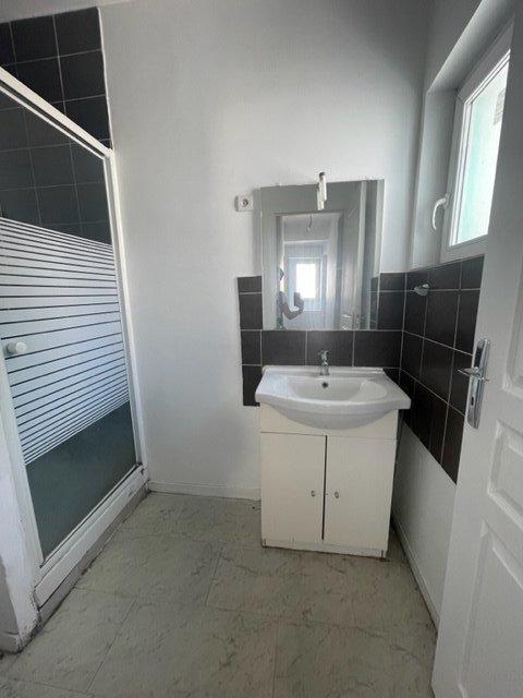 Maison - 87 m² - 5 pièces