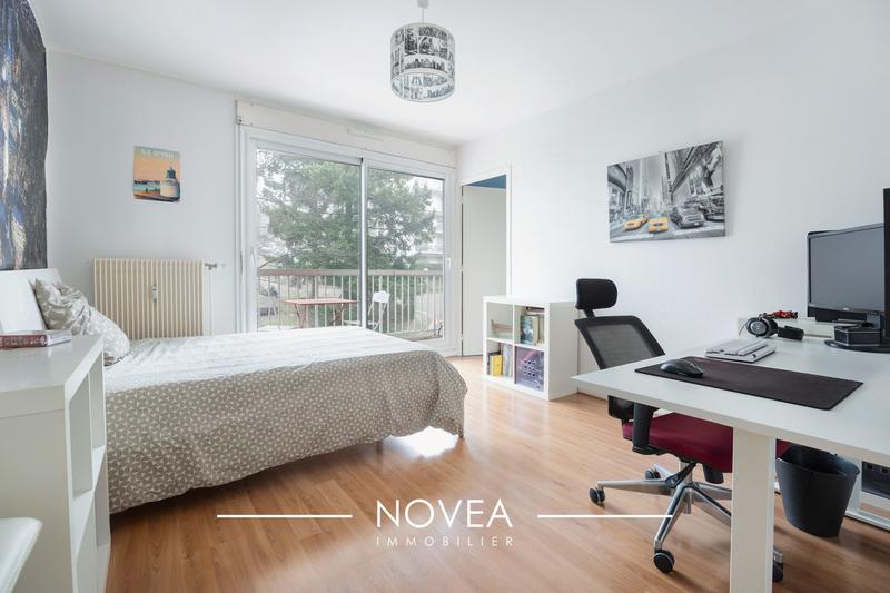 Appartement - 136 m² - 5 pièces