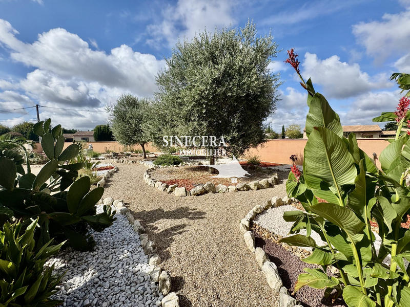 Maison - 224 m² - 9 pièces