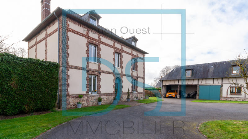 Maison - 202 m² - 8 pièces