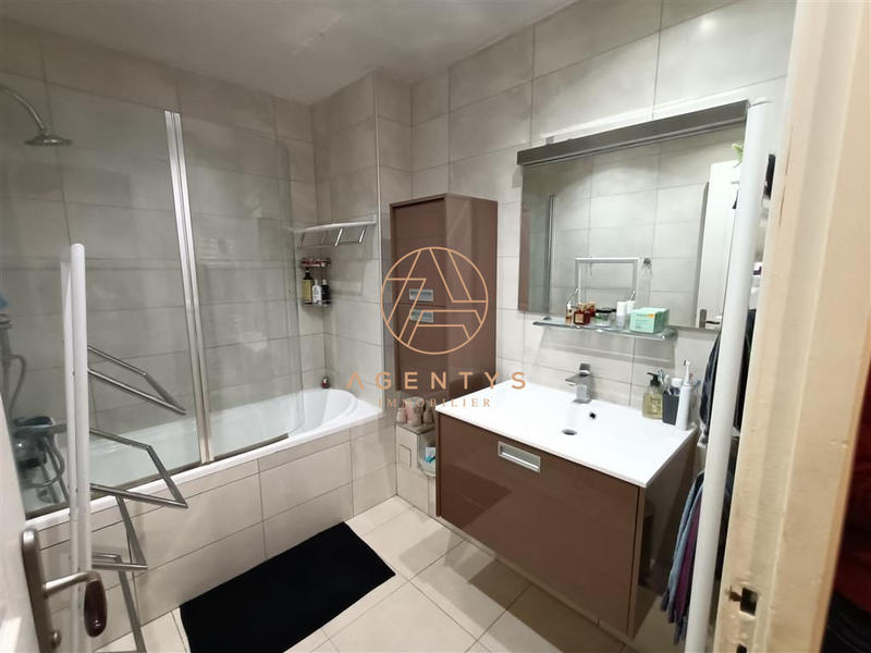 Appartement - 91 m² - 5 pièces