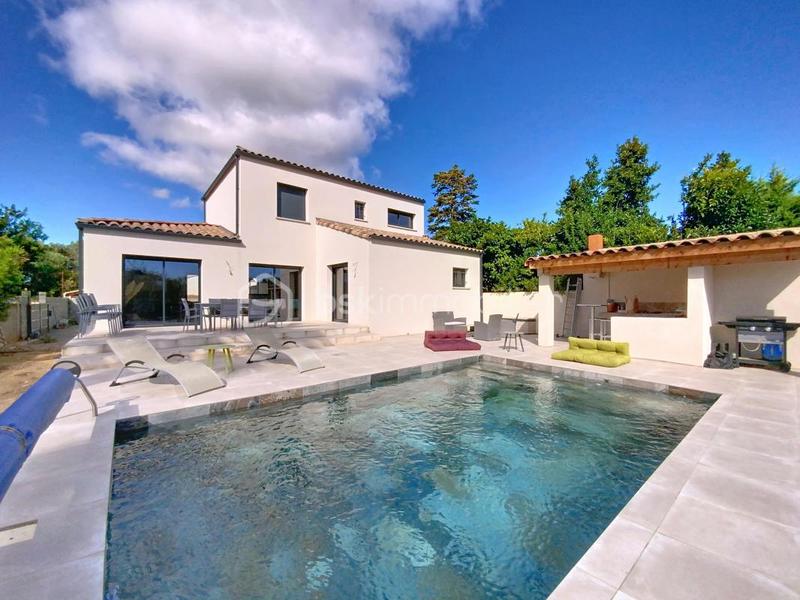 Villa - 140 m² - 5 pièces