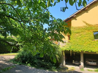 Maison - 293 m² - 9 pièces