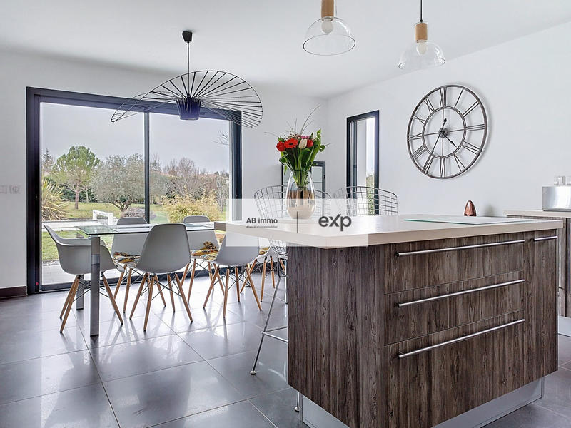 Villa - 141 m² - 5 pièces