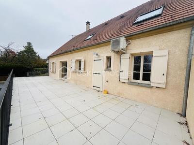 Maison - 180 m² - 7 pièces