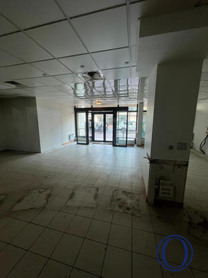 Local commercial - 176 m²