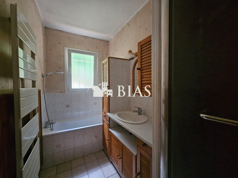 Maison - 88 m² - 4 pièces