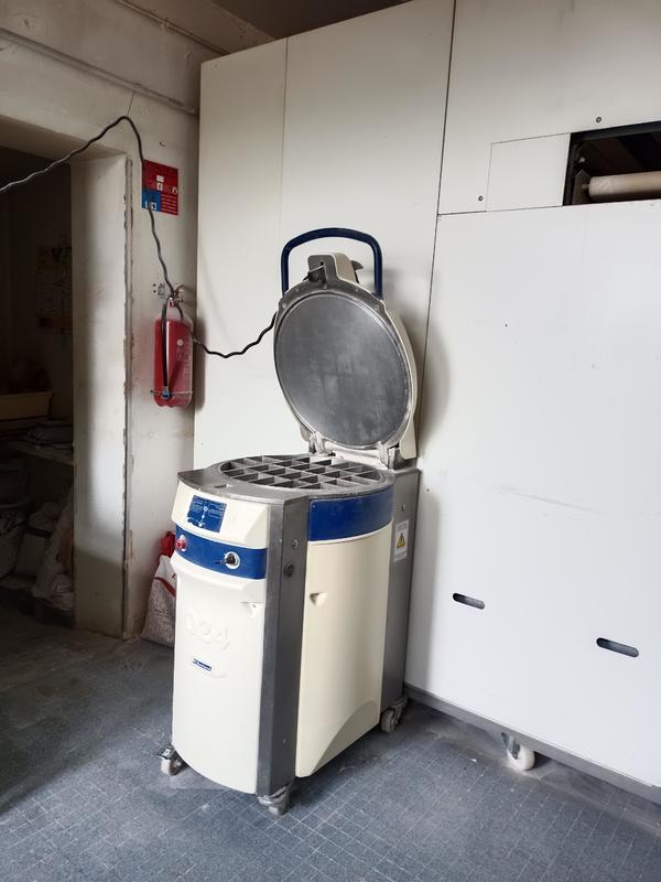 Fonds de commerce - Magasins - 1 000 m²