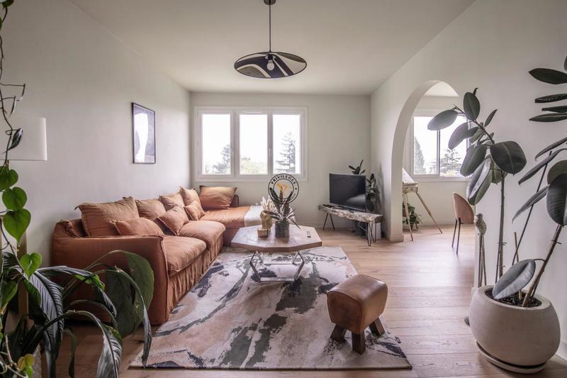 Appartement - 82 m² - 3 pièces