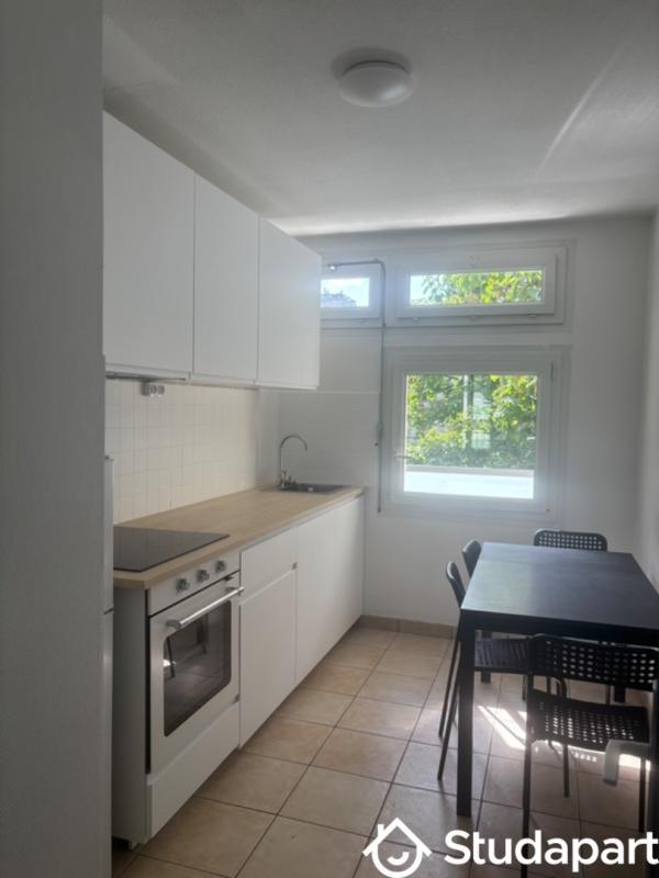 Chambre - 11 m² - 1 pièce