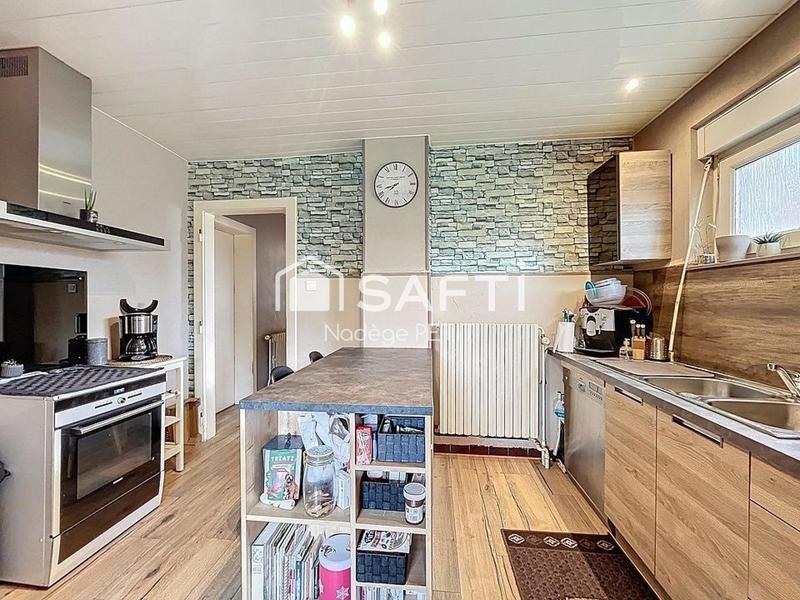 Maison - 95 m² - 4 pièces