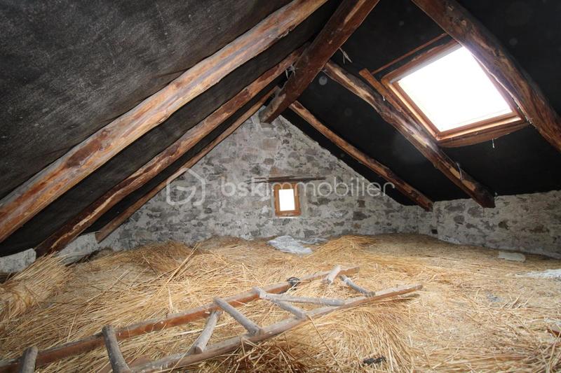 Maison en pierre - 100 m² - 6 pièces