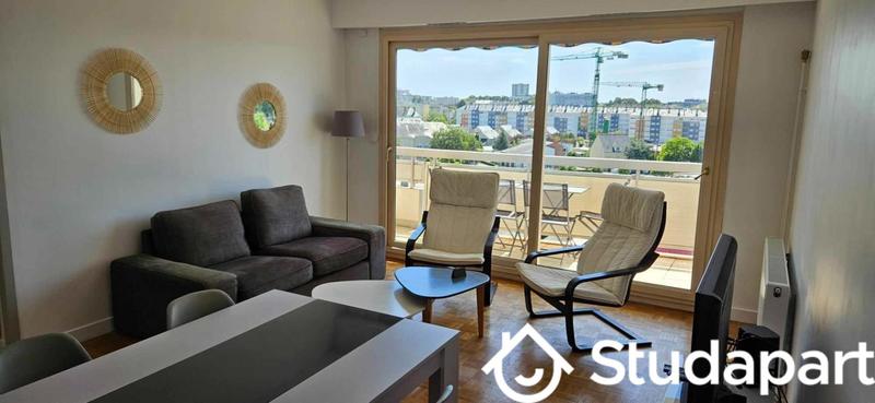 Chambre - 11 m² - 1 pièce