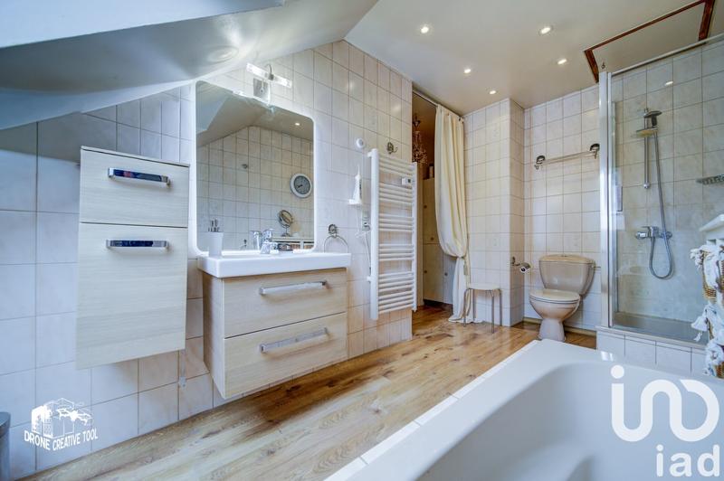 Maison - 106 m² - 4 pièces