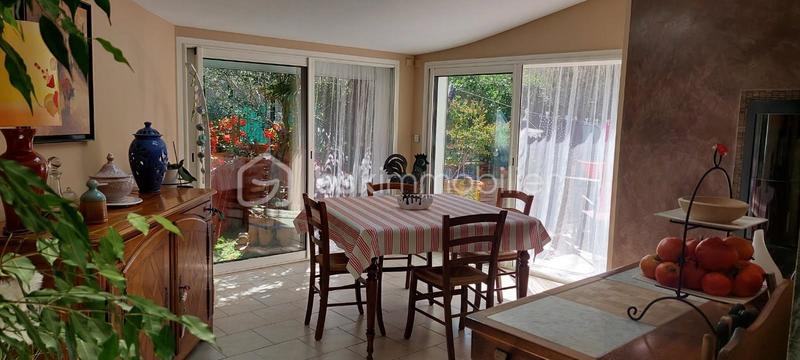 Appartement - 95 m² - 4 pièces