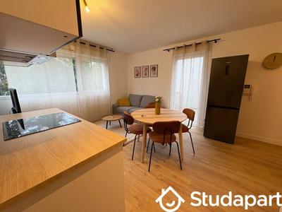 Chambre - 12 m² - 1 pièce