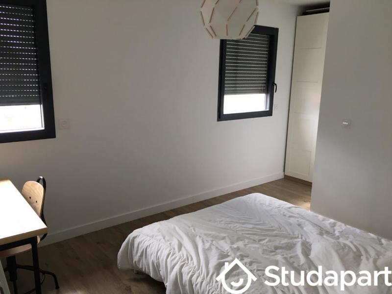 Chambre - 14 m² - 1 pièce