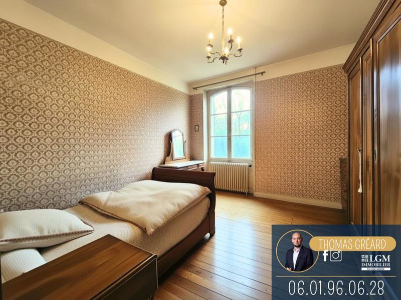 Propriété - 282 m² - 9 pièces