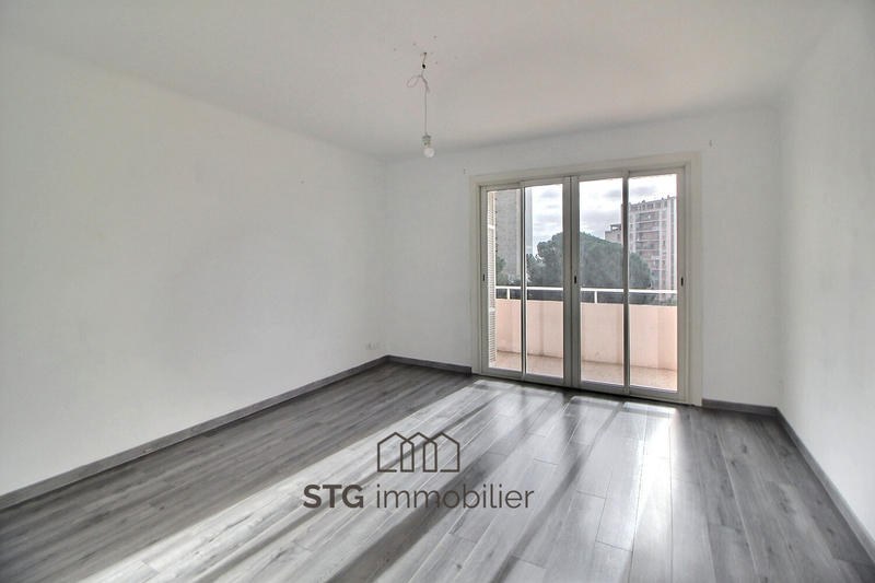 Appartement - 84 m² - 4 pièces