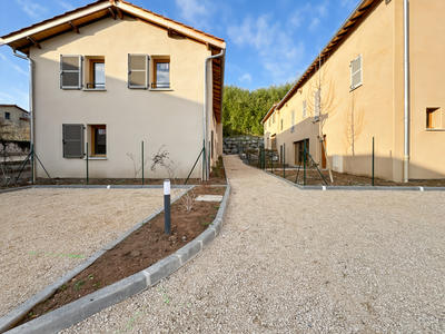 Appartement - 75 m² - 4 pièces