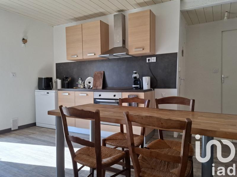 Maison - 142 m² - 8 pièces