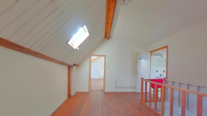 Maison - 245 m² - 10 pièces