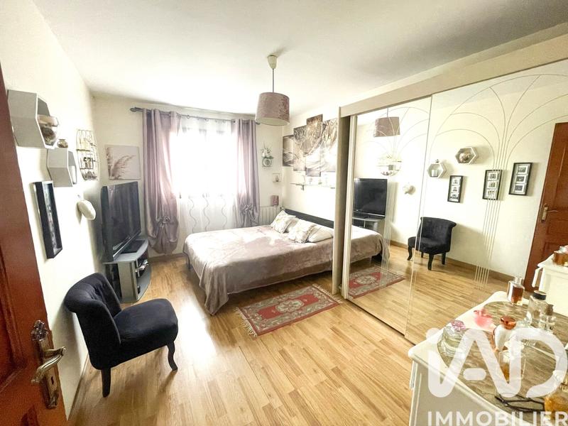 Maison - 193 m² - 8 pièces